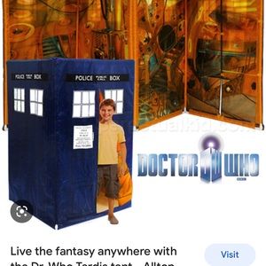 Doctor Who call box play tent